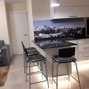 Nuevo Y Acogedor Apto En Vielha-betrén. Con Garaje Apartamento Betrén